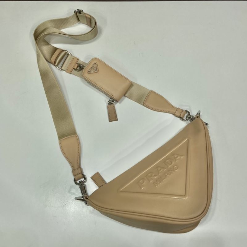 Pra*a triangle pouch
